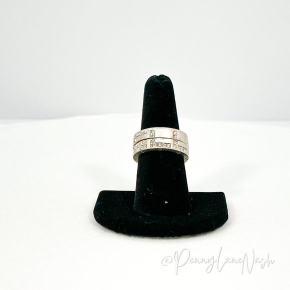 Vintage Jewelry - Vintage "HELLO" Rhinestone Spinner Ring in Silver